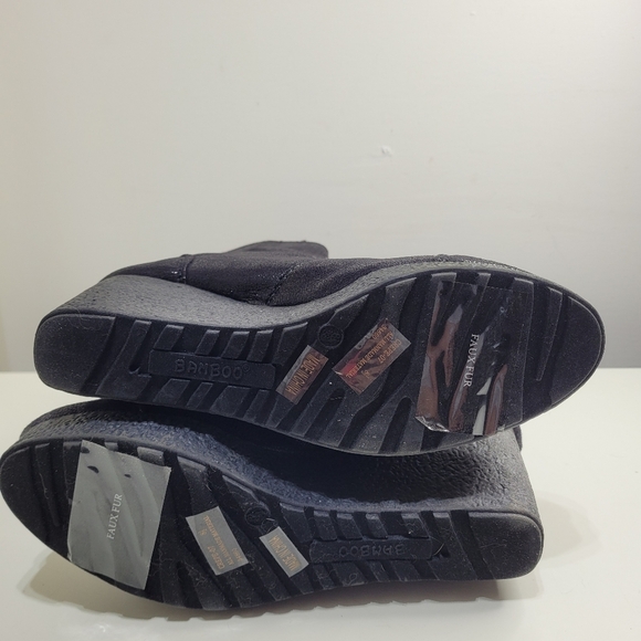 Bamboo Crepe 07 Black Wedge Booties Size Women's 8.5 NEW with Box - Picture 7 of 12